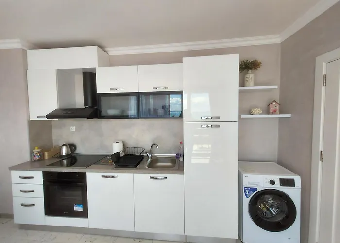 Sofi's Harmony * Burgaz